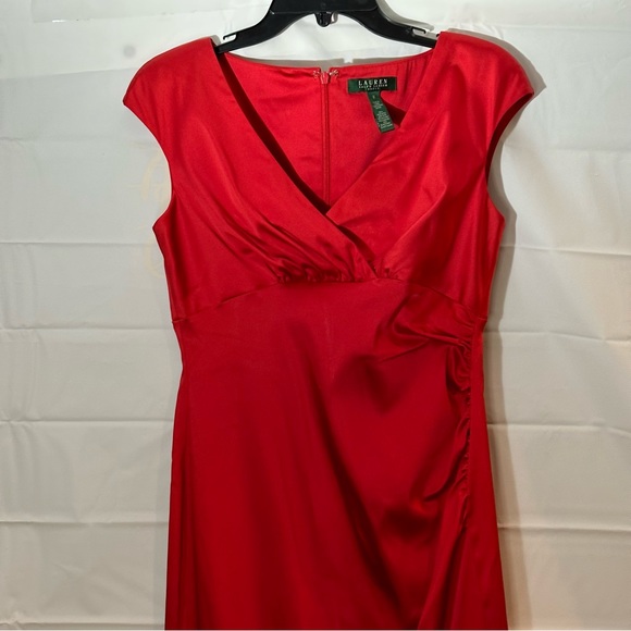 Ralph Lauren Women's
Faux Wrap Ruched
Cocktail Dress Red Size 8 - Picture 2 of 5